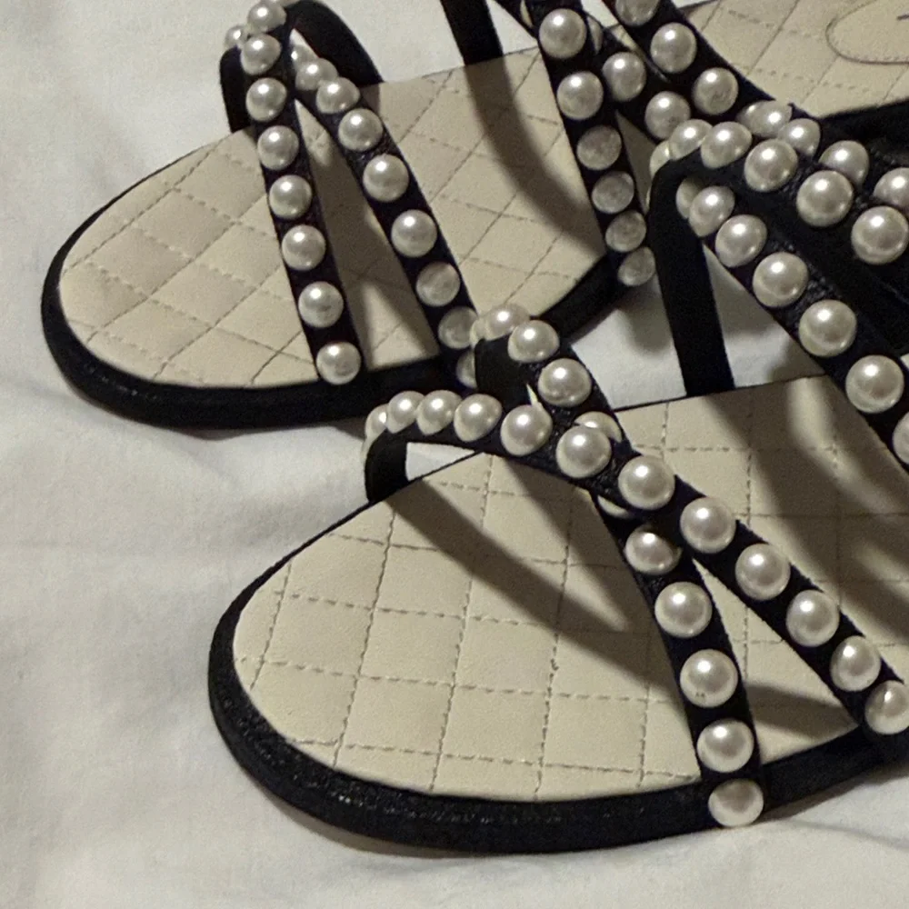 CHANEL Black Lambskin Sandals with Pearl Accents size 40 - Picture 6 of 8